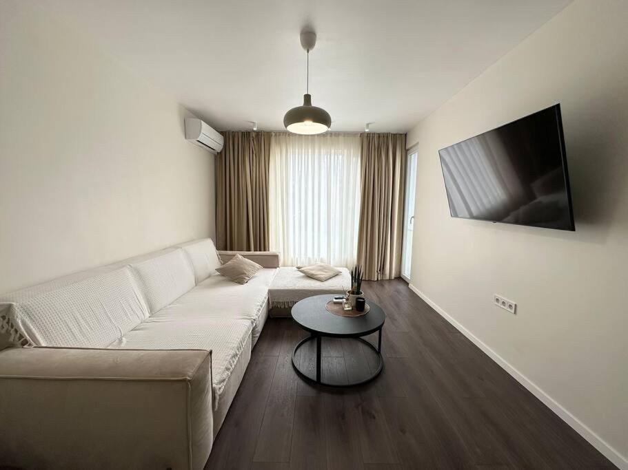 New Luxury Furnished Apartment - Beach, Varna Center & Fast Wi-Fi Exteriér fotografie